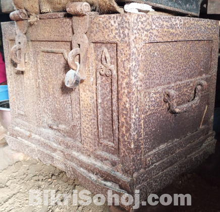 লোহার সিন্দুক